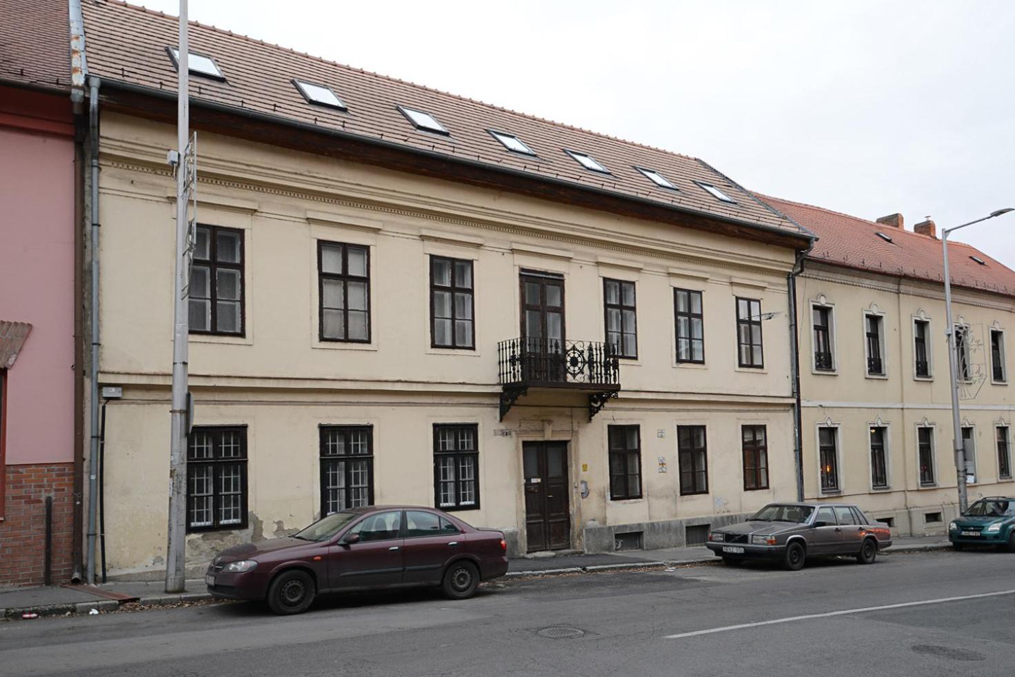 Centrum Apartman Печ Екстер'єр фото